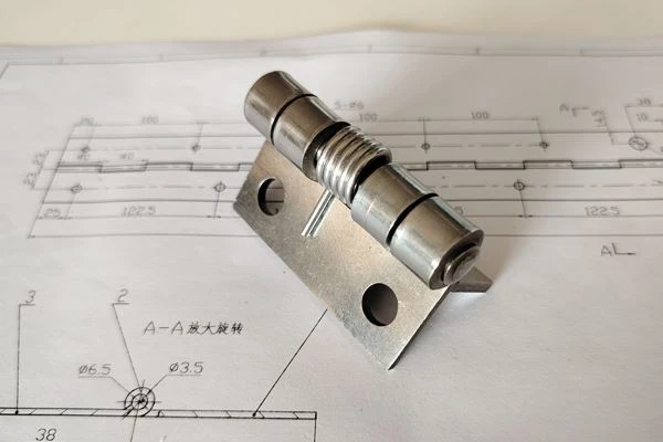 Large Spring Hinge